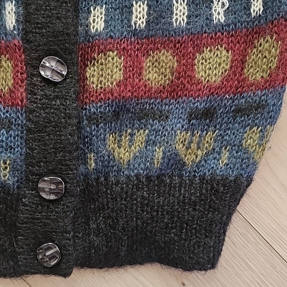Vintage Cottagecore Wool Cardigan - Picture 5 of 15